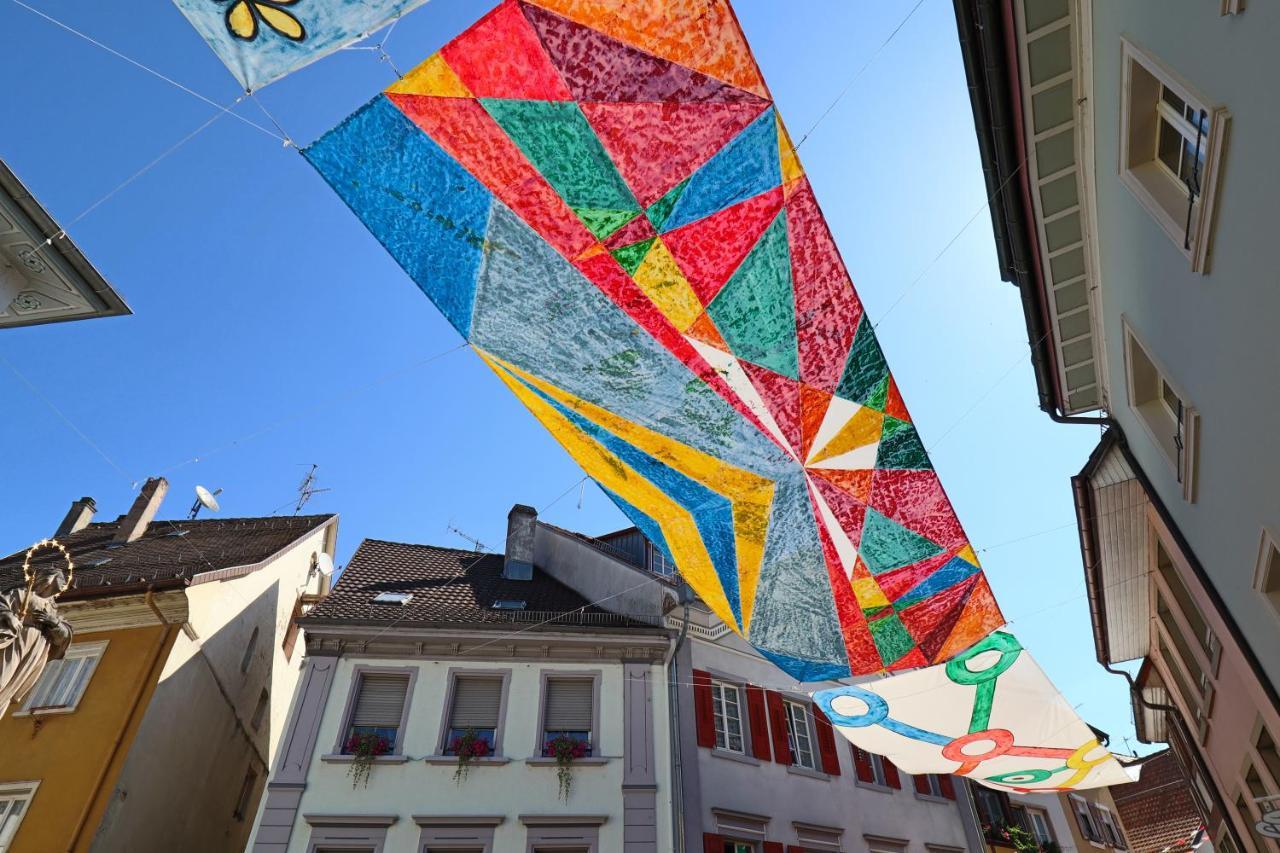 Loewe Apartment Gelb Tiengen Altstadt Waldshut-Tiengen Kültér fotó